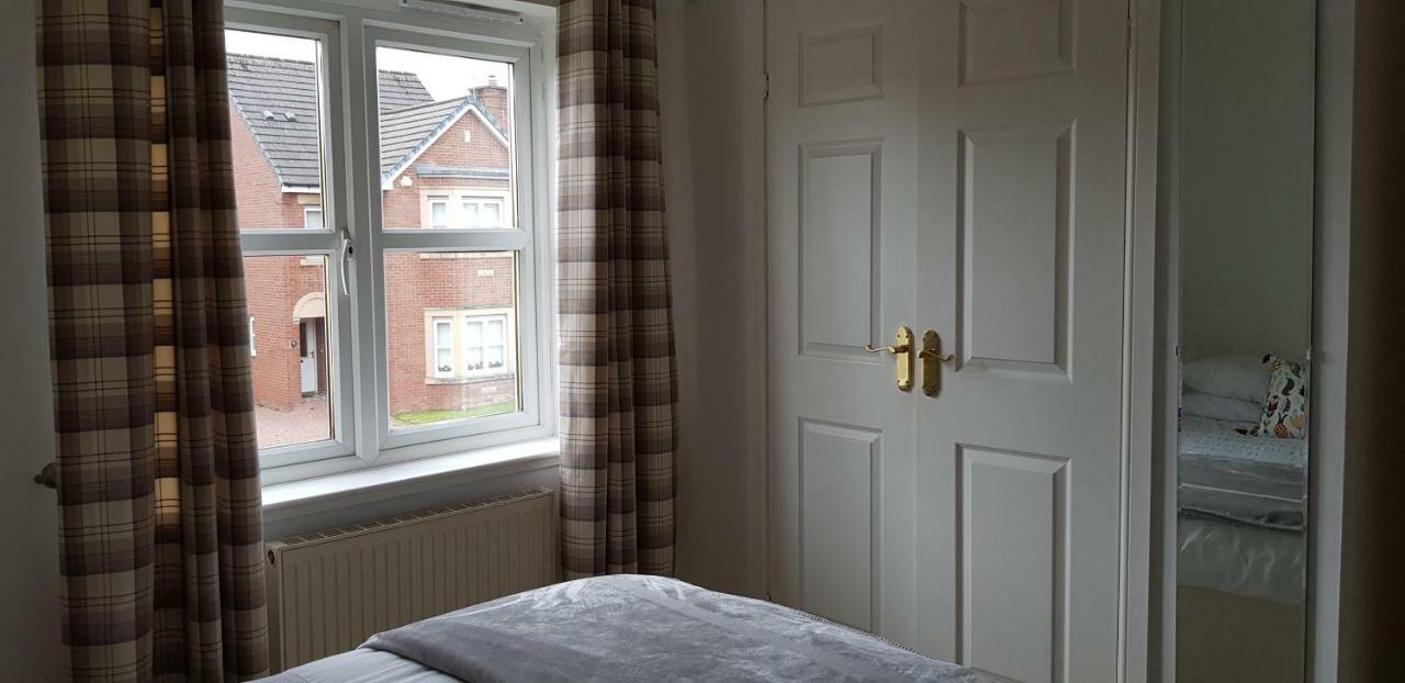 Home2Home Meadow Close East Kilbride Exteriér fotografie